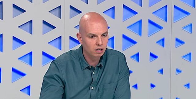 Крмов: Премиерот се обиде да го заштити екс-градоначалникот на Кочани со првите изјави, но притисокот на јавноста беше силен