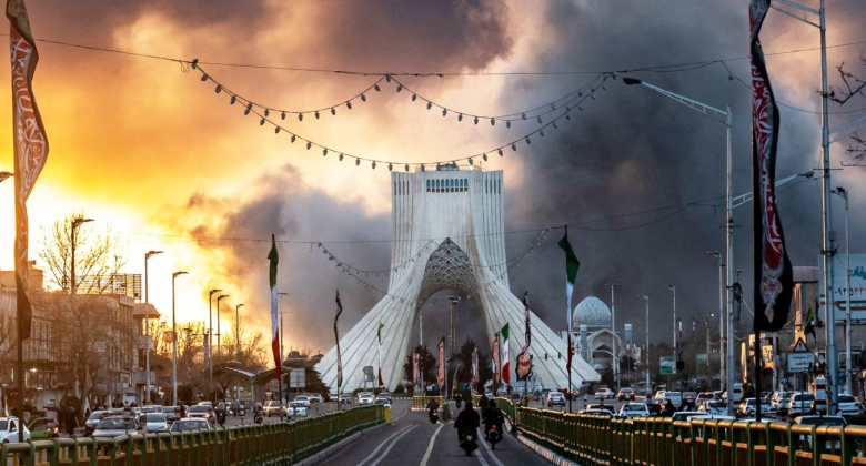 Апокалипса во Техеран: Оган, чад и кисели дождови