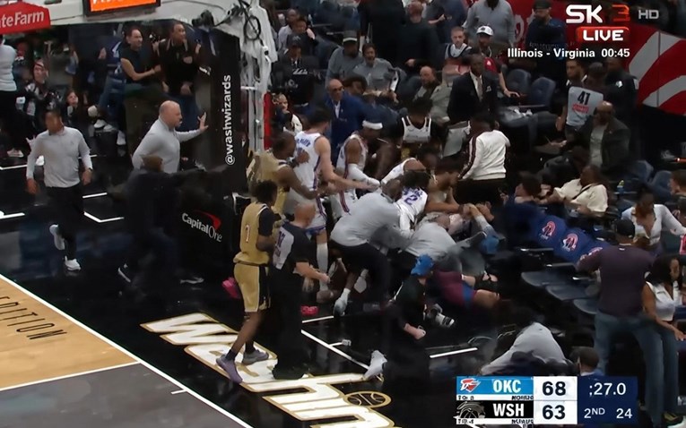 Масовна тепачка во Вашингтон – летаа боксови, настрадаа снимател и камерата (ВИДЕО)