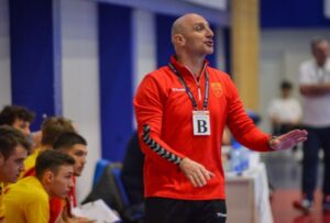 Танески со список од 20 млади ракометари за ЕХФ-неделата