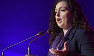 Османи го распушти Собранието, Косово оди на избори