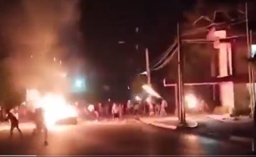 Протести во Куба поради енергетската криза: запалени канцеларии на Комунистичката партија