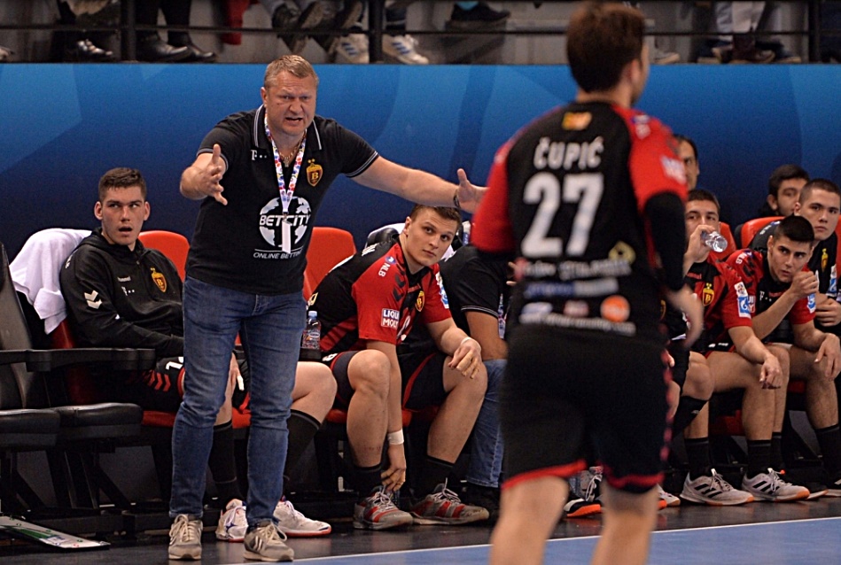 Ненадејно почина руската ракометна легенда, беше директор на Вардар кога стана европски првак