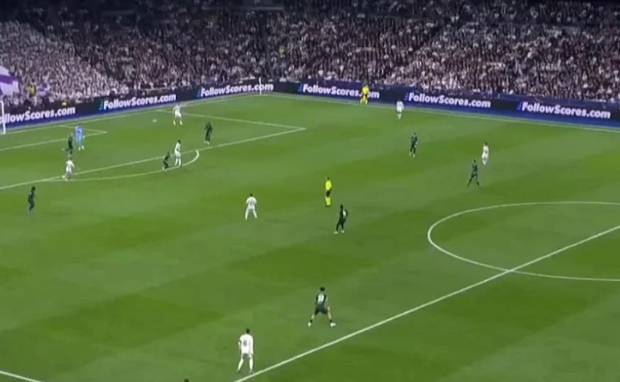 Вчерашната асистенција на Куртоа не му беше прва сезонава во Лигата на шампионите (ВИДЕО)