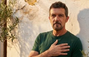 (ФОТО) АНТОНИО БАНДЕРАС ДОБИЛ СРЦЕВ УДАР, ПА ГО НАПУШТИЛ ХОЛИВУД: „Тоа беше сериозно предупредување“