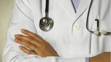 Доктор во јавно здравство за еден месец заработил НЕВЕРОЈАТНИ 700 илјади денари