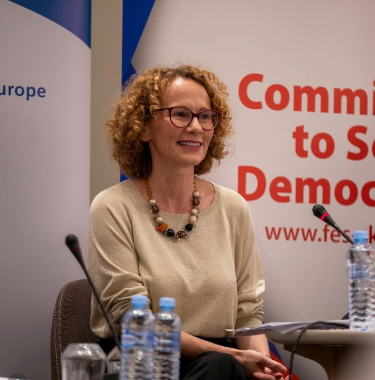 Се јави Шекеринска: Го поддржува дијалогот меѓу Белград и Приштина