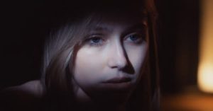 „На пола пат“ – Дупер со ново музичко издание што мора да го слушнете