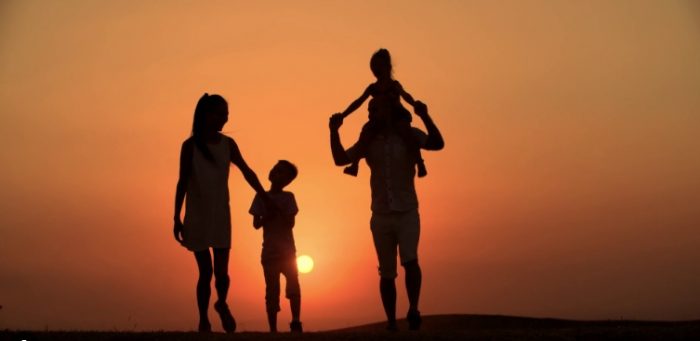 ЕВРОСТАТ: Речиси два пати помалку деца се родени во ЕУ во 2024 година отколку пред шест децении, жените се подоцна го раѓаат првото