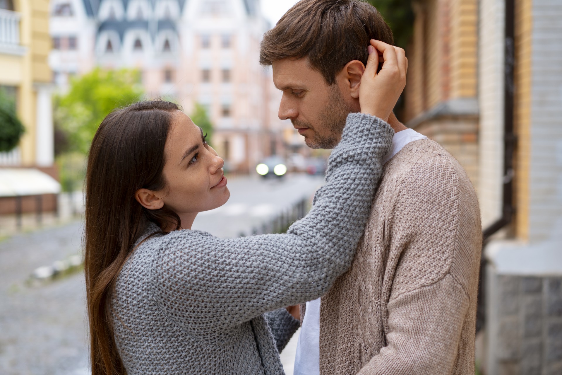 Близнаците привлечени од мистерија, Лавовите во центарот на вниманието на симпатијата – Дневен хороскоп за 18 март