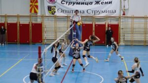 Осум екипи во борба за титулата, Фит Фан ќе игра бараж, Ускана го загуби прволигашкиот статус кај дамите