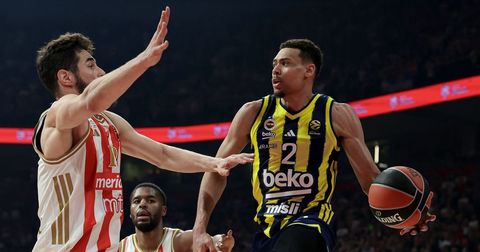 Фенербахче не го дава својот плејмејкер, потпиша нов договор до 2028 година