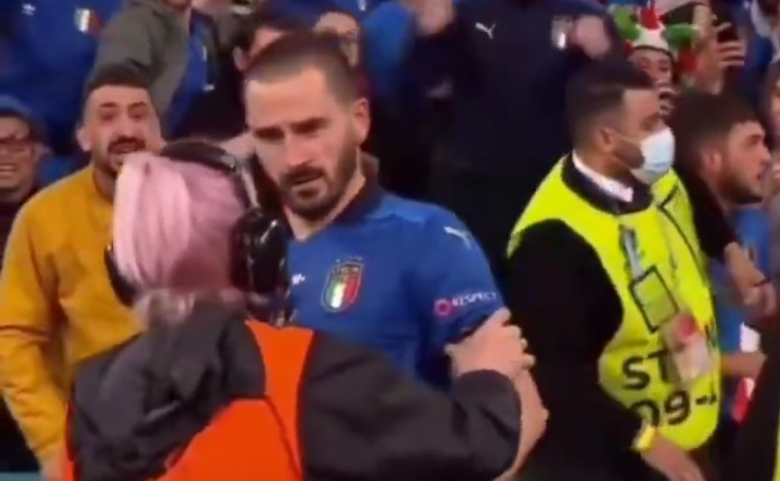 Комедии со Бонучи и редарката