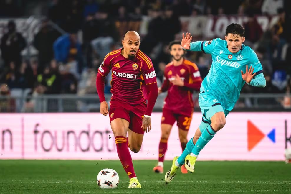 Рома на колена, Камбијаги во 111. минута го замолкна Олимпико (ВИДЕО)