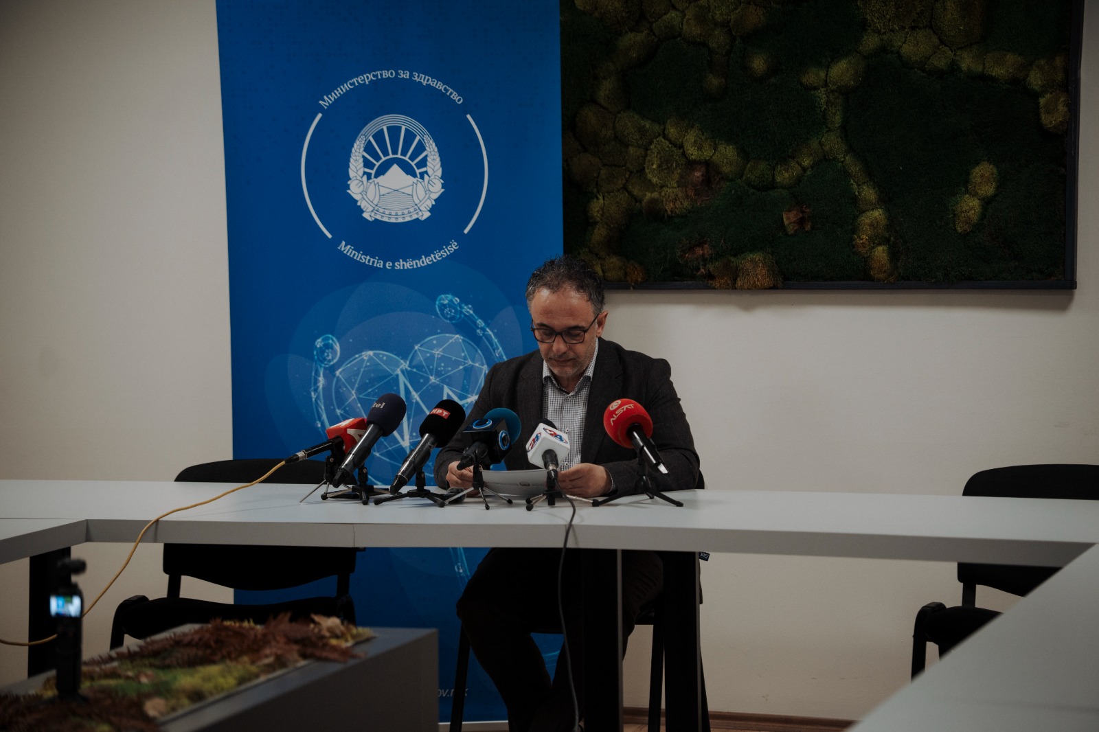 Електронско досие за секој пациент, упатите, рецептите, извештаите ќе се водат дигитално, најави Алиу