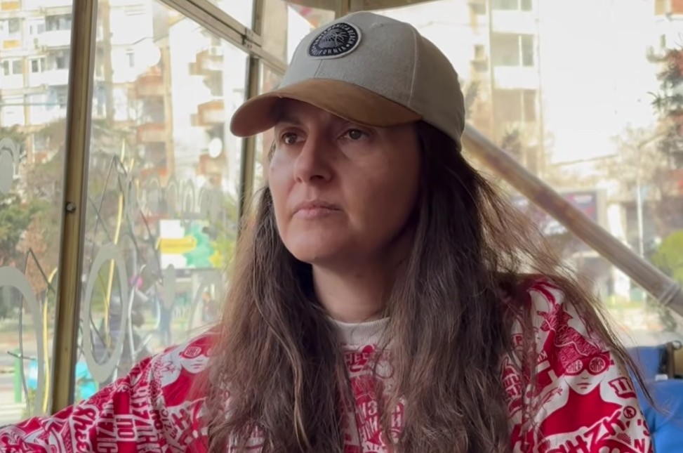 „Звукот на девојчето не можам да го заборавам“: Активистка сведочи за тепањето на Ивана пред детето