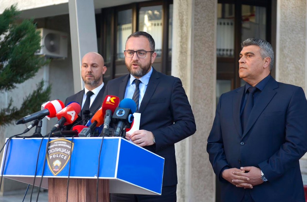 Тошковски за трагедијата во Карпош: Жртвата негирала насилство, а сопругот бил апсен и имал криминално досие