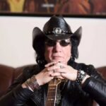 (Фото) „Ми рече дека нема да доживеам 50 години“: Милиќ Вукашиновиќ се спротивставува на судбината и го слави животот, по ампутацијата на ногата