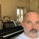 „Никој не сакаше да му купи карта за концерт“: Каќа Живковиќ го „исплука“ Тони Цетински