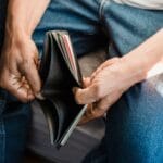 Платата испарува уште пред да стигнеме до маркет