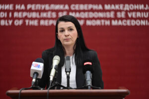 (ВИДЕО) Костадиновска Сточкевска: СДСМ бара надзорна расправа за Законот за македонски јазик