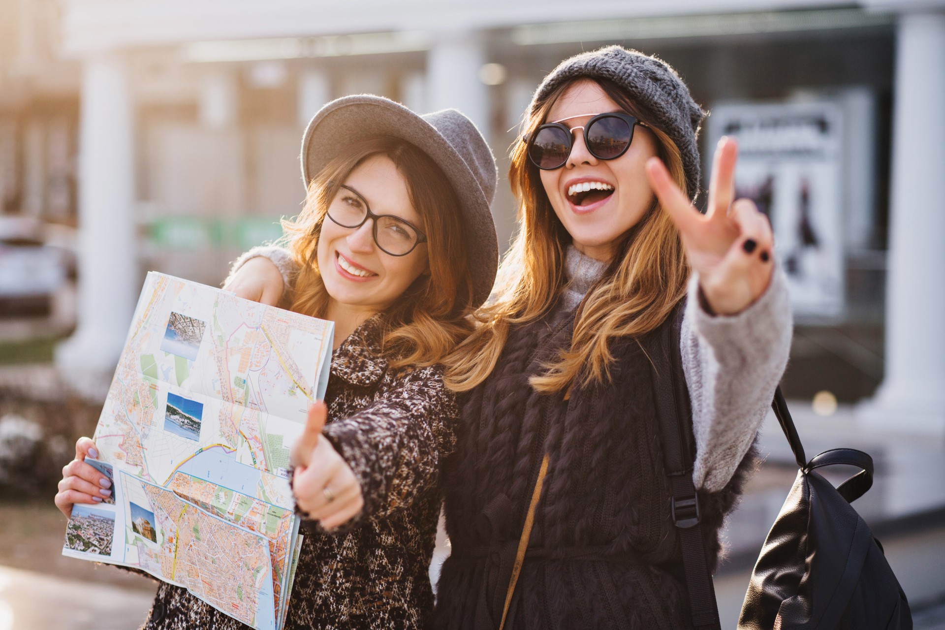 Возбуда и полни куфери: Кои 3 хороскопски знаци ќе го прошетаат светот годинава?