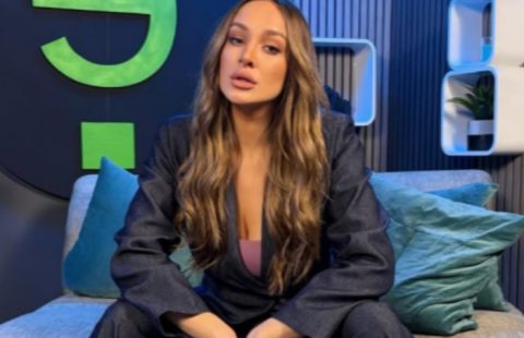 Луна Ѓогани дала цело богатство за првата песна, а дебело платила и за придружен вокал