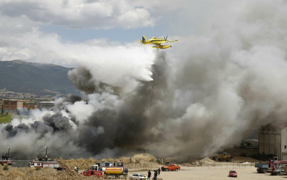 ДЗС здоби уште два пилота за гасење пожари – летото ќе го дочекаме со вкупно пет