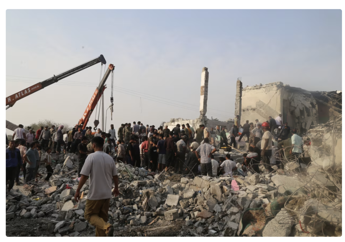 На 148 се искачи бројот на жртвите во женското училиште нападнато од Израел, а 95 девојчиња се повредени