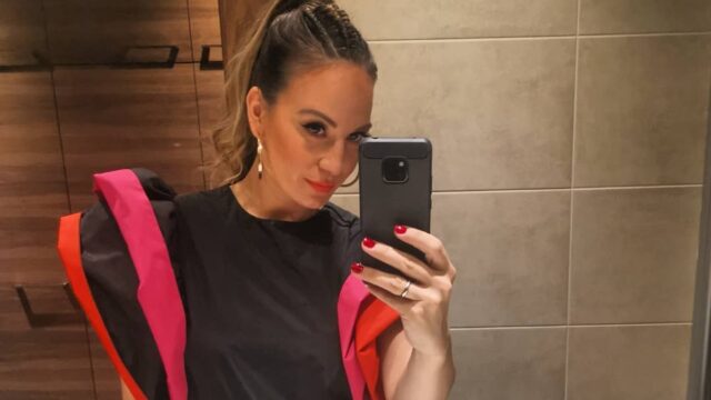 Јелена Томашевиќ првпат во јавност откако се сруши на сцената: „Од публиката ми даваа прва помош“