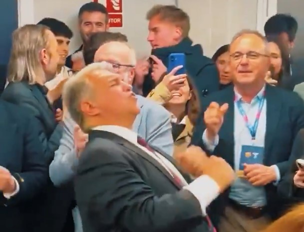 Лапорта е во облаци