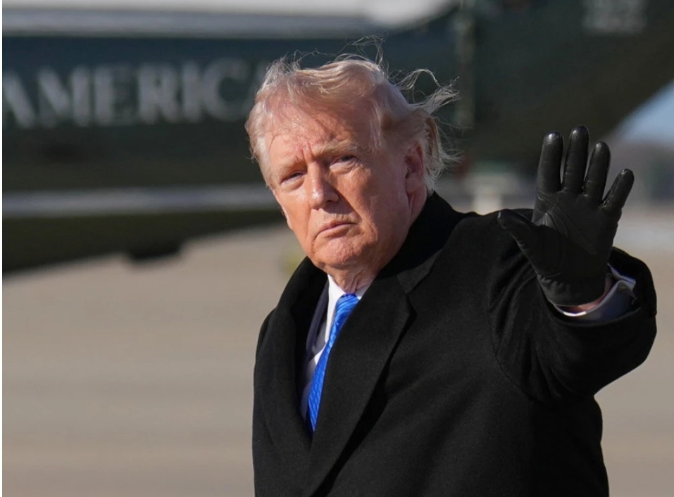 Рејтингот на Трамп на најниско ниво откако се врати во Белата куќа