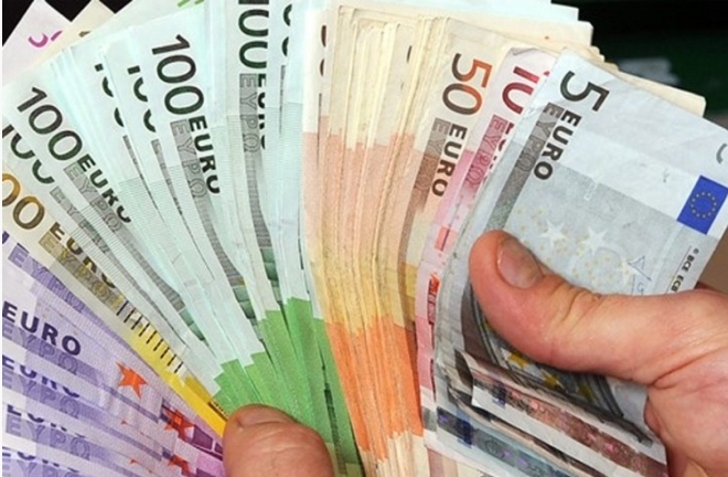 Маж од гостиварско измамил жена за 3000 евра!