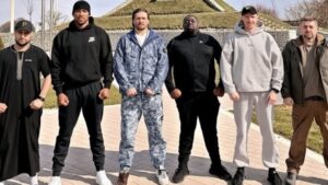 Усик и Џошуа повторно заедно во Украина