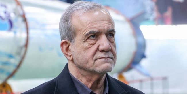 ИРАНСКИОТ ПРЕТСЕДАТЕЛ ИМ СЕ ЗАКАНИ СО ОДМАЗДА НА ЗЕМЈИТЕ ВО ПЕРСИСКИОТ ЗАЛИВ АКО ОД НИВНА ТЕРИТОРИЈА СЕ НАПАЃА ИРАН