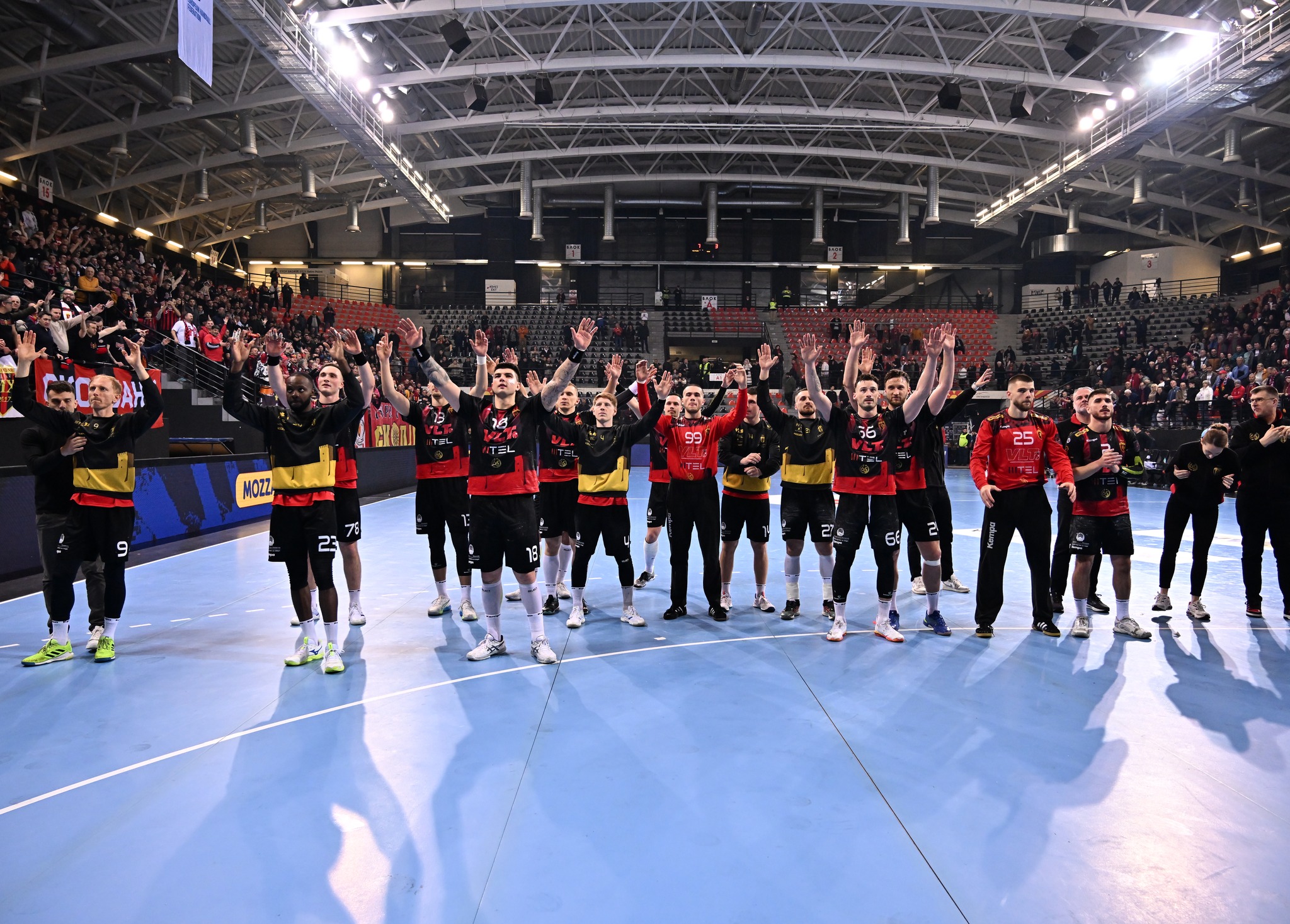 Вардар ги отвора портите на „Јане Сандански“ – слободен влез за дербито со Охрид!