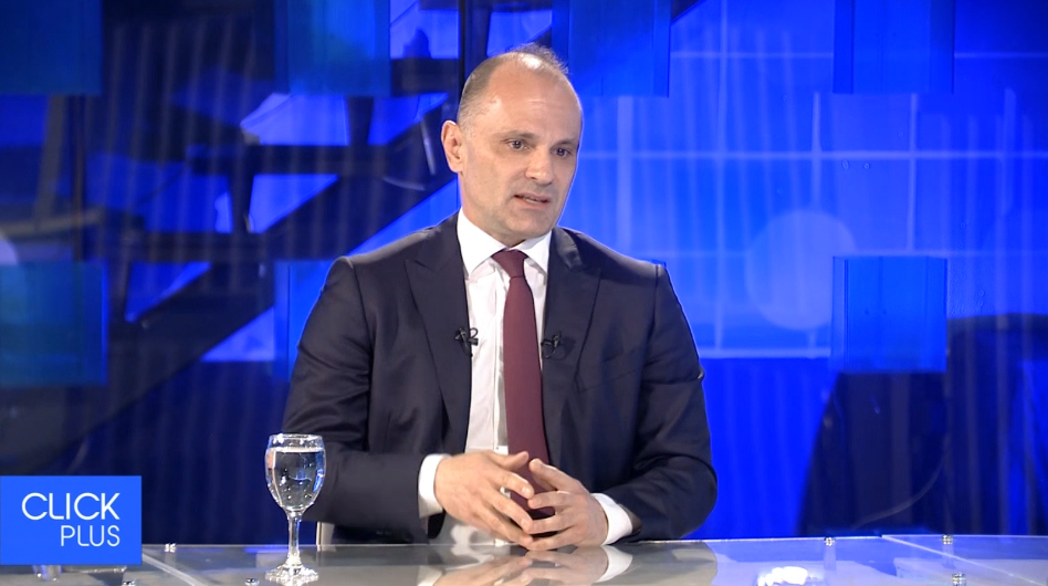 Филипче поддржува протест за зголемување на минималната плата: Владата со изговори да не им се излезе во пресрет на граѓаните!