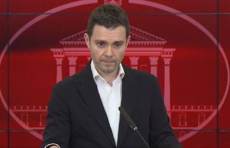 Муцунски е разочаран од одлуката на Бугарија да му изрече десетгодишна забрана за влез на Менкиноски, најави соодветна реакција