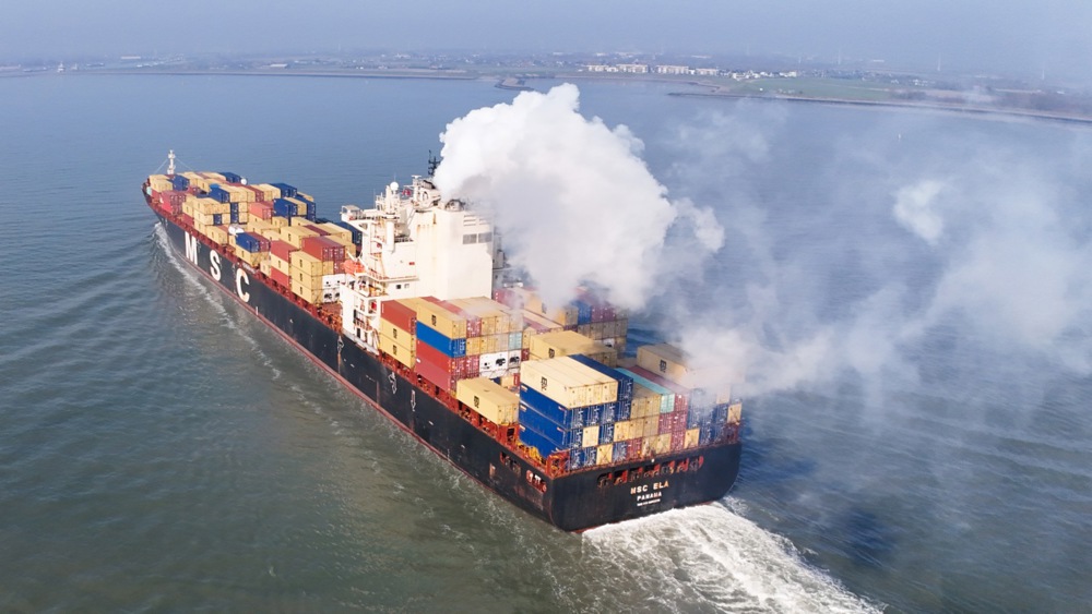 Иран планира да наплаќа за премин низ Ормутскиот теснец