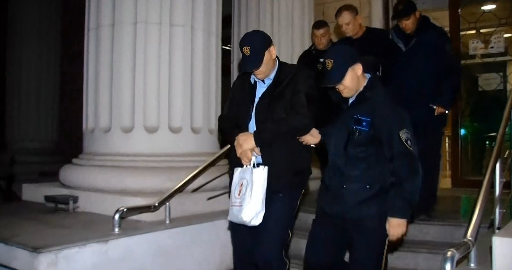 Полицајците во контрола на Пулс, се воделе од препишан план