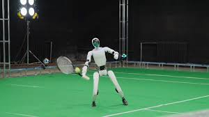 Кинезите смислија робот што игра тенис