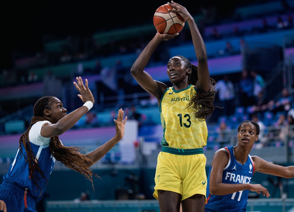 (Видео) Прво забивање во историјата на француската женска репрезентација