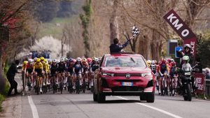 Ситроен Ц5 Еркрос стана службен автомобил на Џиро д’Италија