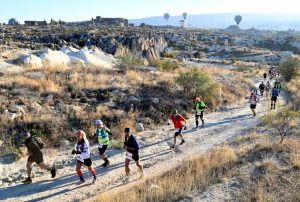 Извонредност во одржливиот спортски туризам: Престижно признание за Саломон Кападокија Ултра-Трејл