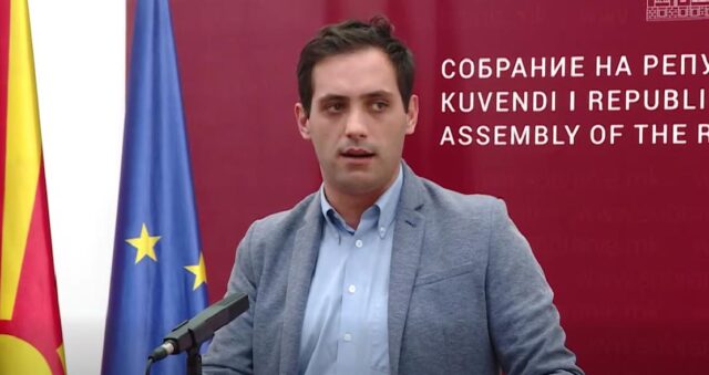 Мециновиќ кон Николоски: Ќе го претворите народот во киријаши додека олигархијата гради и профитира