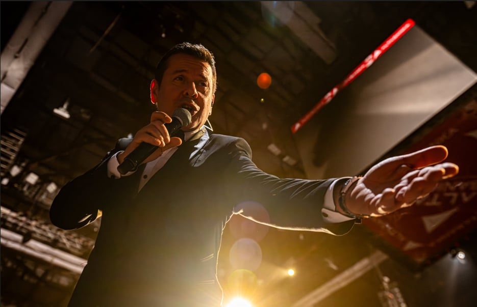 „Оваа недела не е во ред да пееме“: Владо Георгиев го помести својот концерт во Скопје за 24-ти април