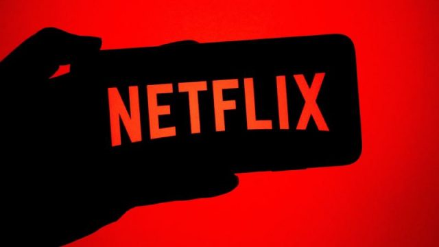 Извршниот директор на Нетфликс: „Најголемата закана за телевизијата не е стримингот – туку Јутјуб“