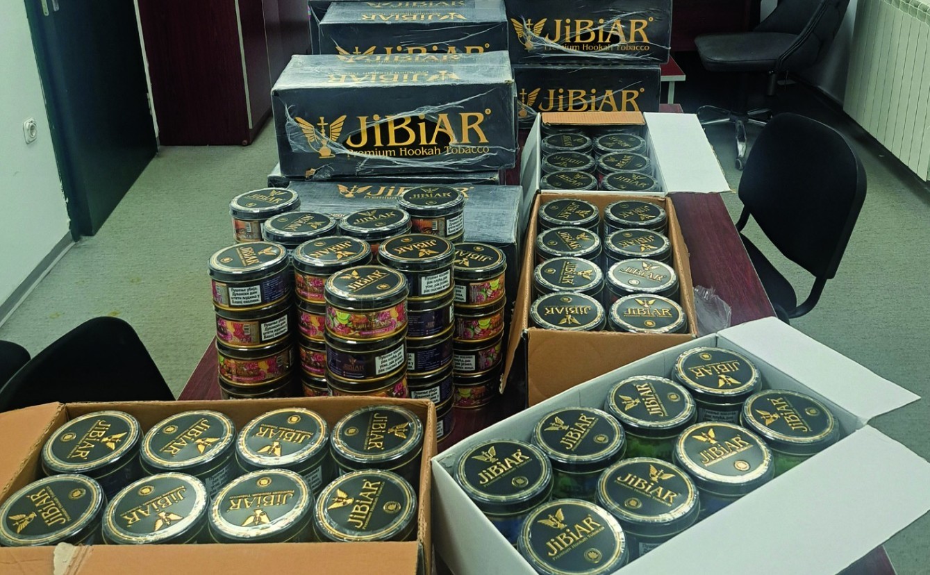 ФАТЕНИ 120 КИЛОГРАМИ ТУТУН ЗА НАРГИЛЕ НА ГРАНИЧЕН ПРЕМИН БЛАЦЕ – Царинска управа спречи обид за криумчарење