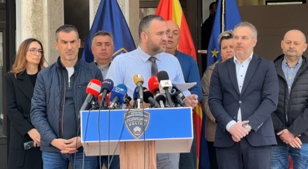 Тошковски за немилиот настан во Карпош: Жртвата вчера пријавила насилство, но кога полицајците разговарале со неа, таа се откажала од пријавата