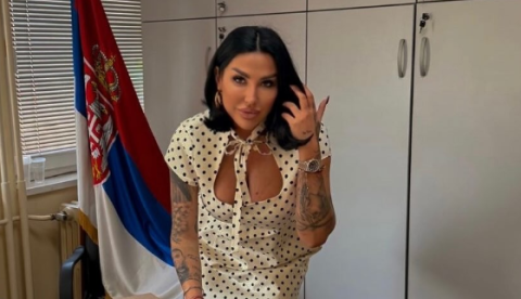 Тијана Aјфон се омажи: „Официјално негова сопруга“